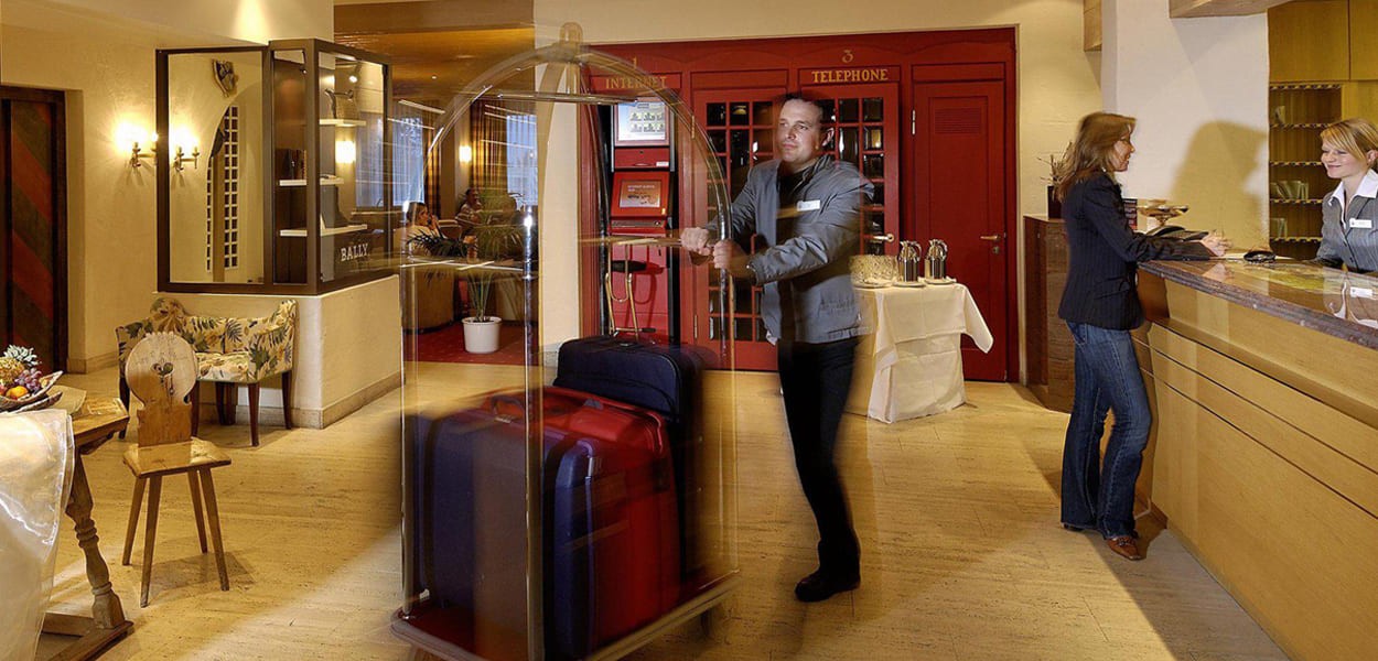 service-image